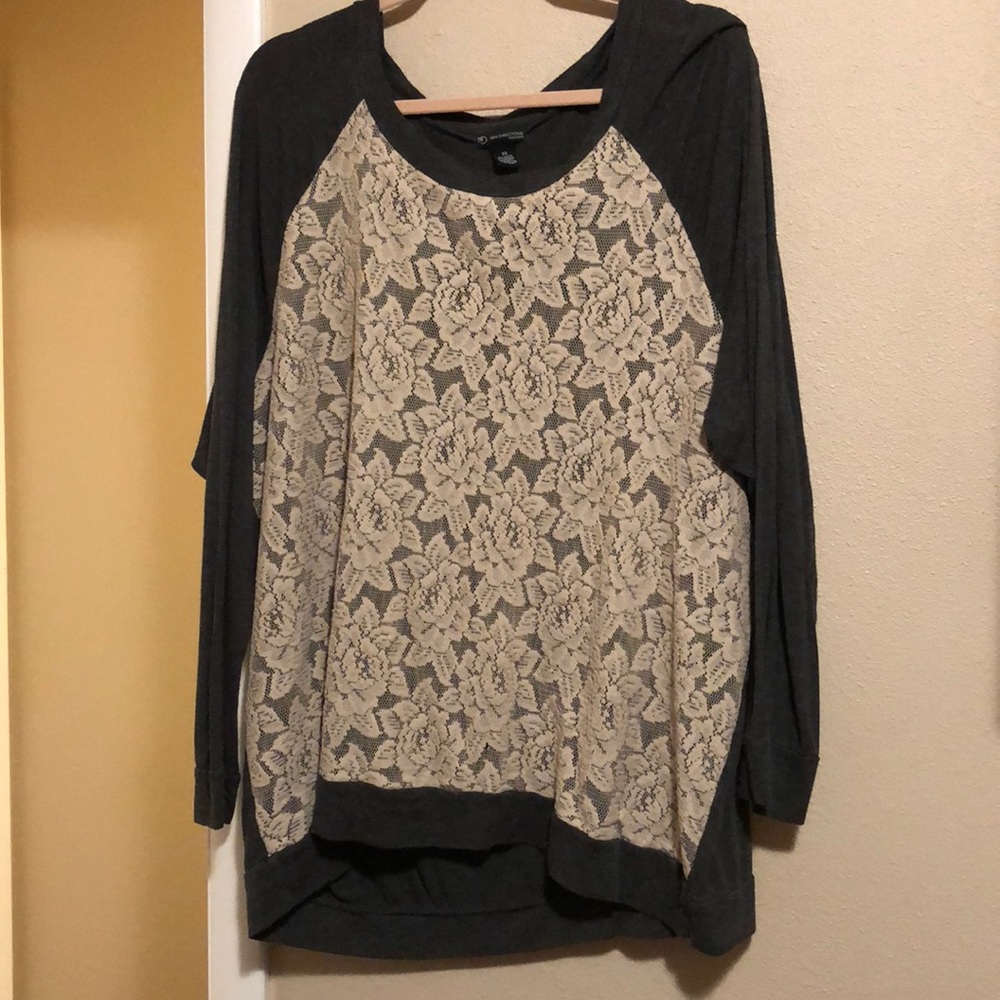 Lace baseball tee